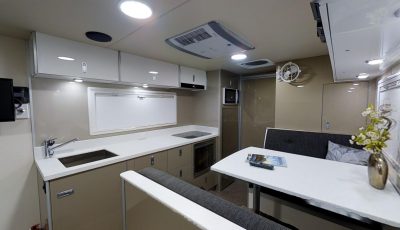 SLR Caravans & Motorhomes Discoverer 2100 3D Model